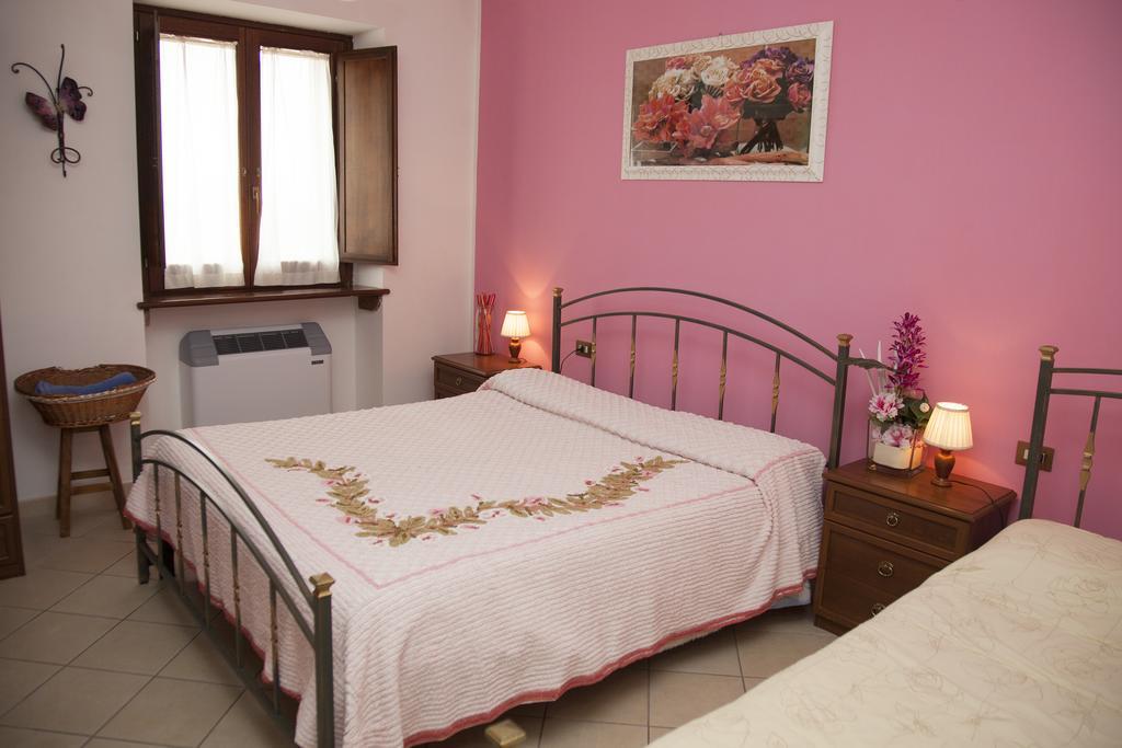 Willa Agriturismo La Vecchia Cascina Di Paolo & Belinda Pietrelcina Zewnętrze zdjęcie
