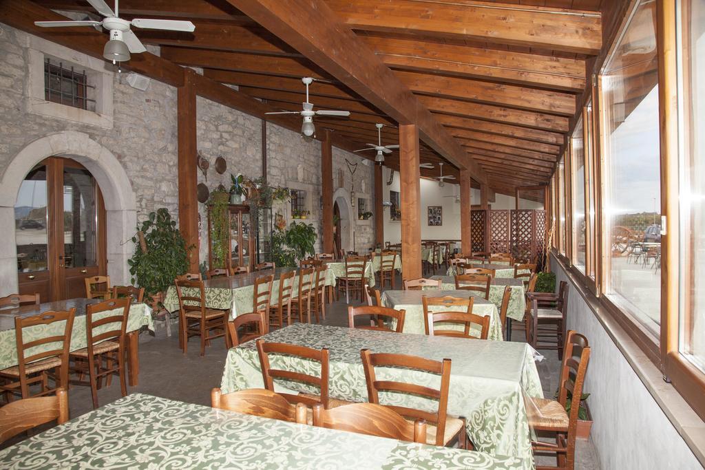 Willa Agriturismo La Vecchia Cascina Di Paolo & Belinda Pietrelcina Zewnętrze zdjęcie