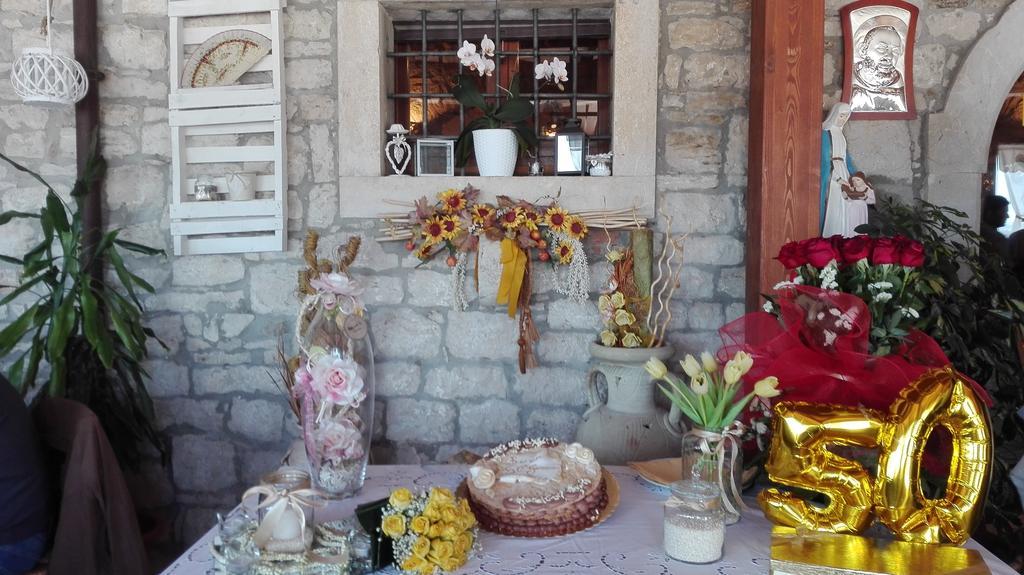 Willa Agriturismo La Vecchia Cascina Di Paolo & Belinda Pietrelcina Zewnętrze zdjęcie