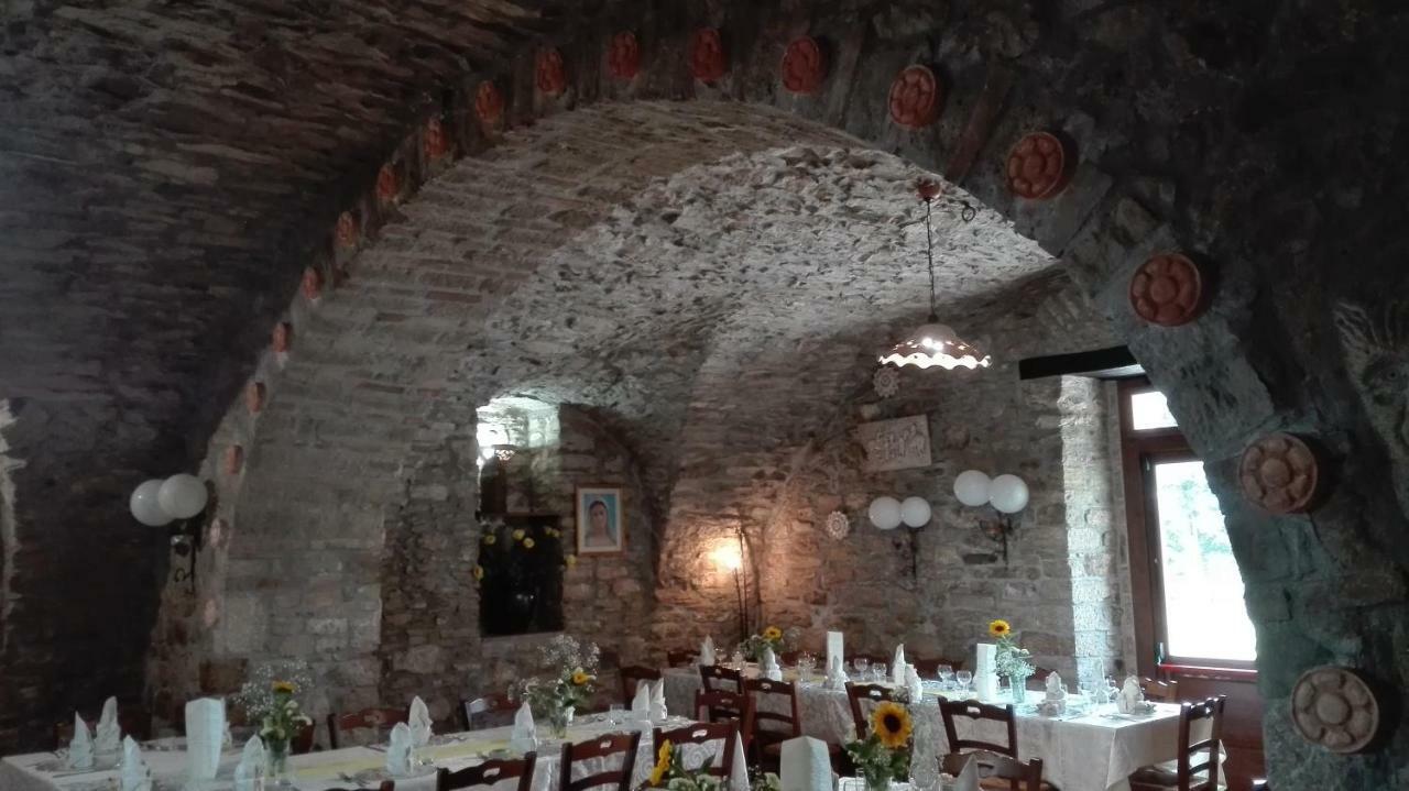 Willa Agriturismo La Vecchia Cascina Di Paolo & Belinda Pietrelcina Zewnętrze zdjęcie