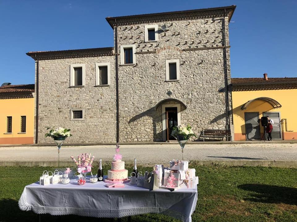 Willa Agriturismo La Vecchia Cascina Di Paolo & Belinda Pietrelcina Zewnętrze zdjęcie